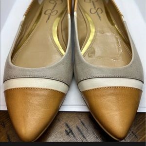 Jessica Simpson leather flats ‘Adalia' Tan & Beige Size 6.5. Great Condition.